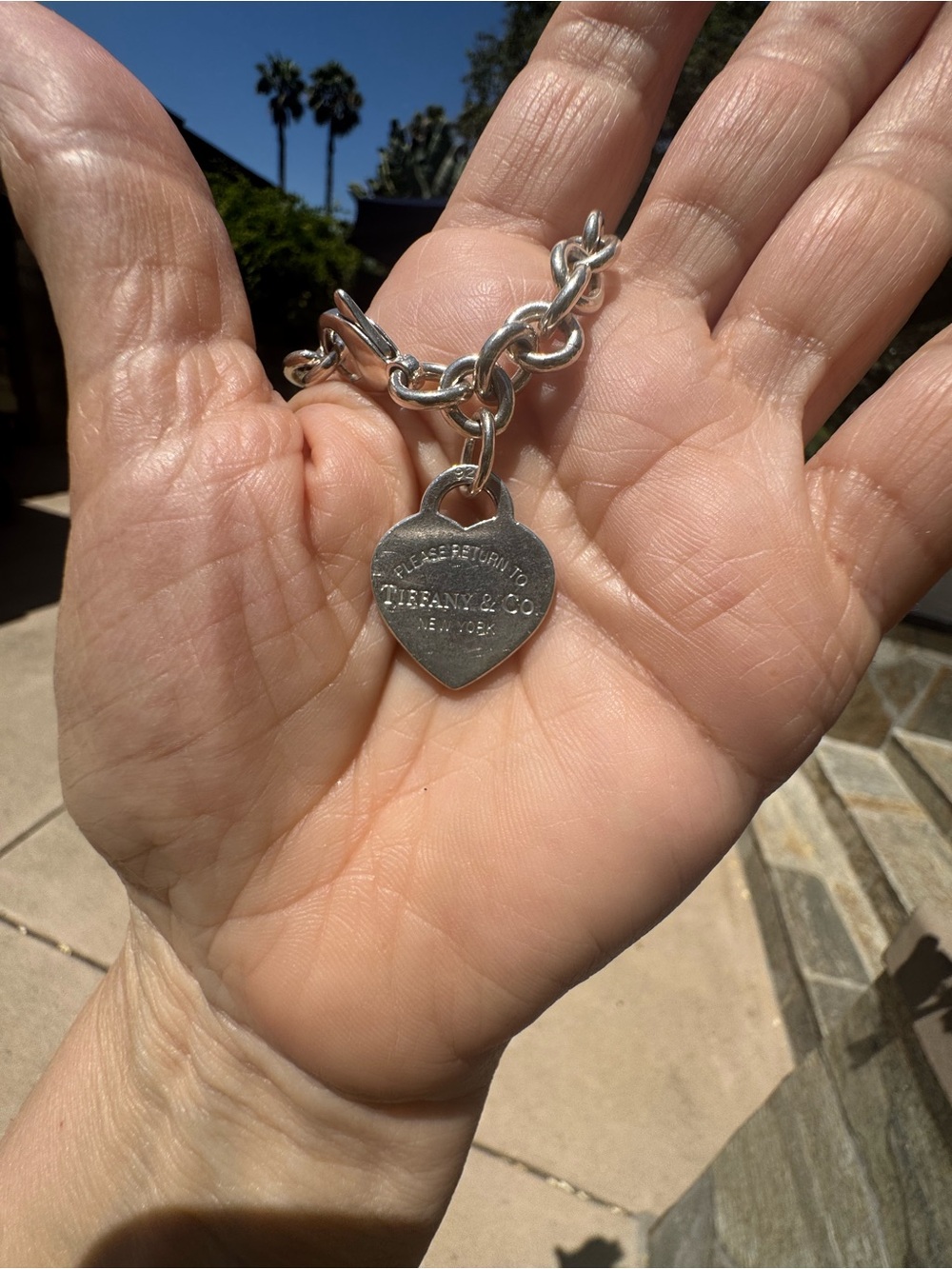 Tiffany & Co. iconic Return to Tiffany® Heart Tag Bracelet 925 Sterling, 8" - Picture 11 of 12